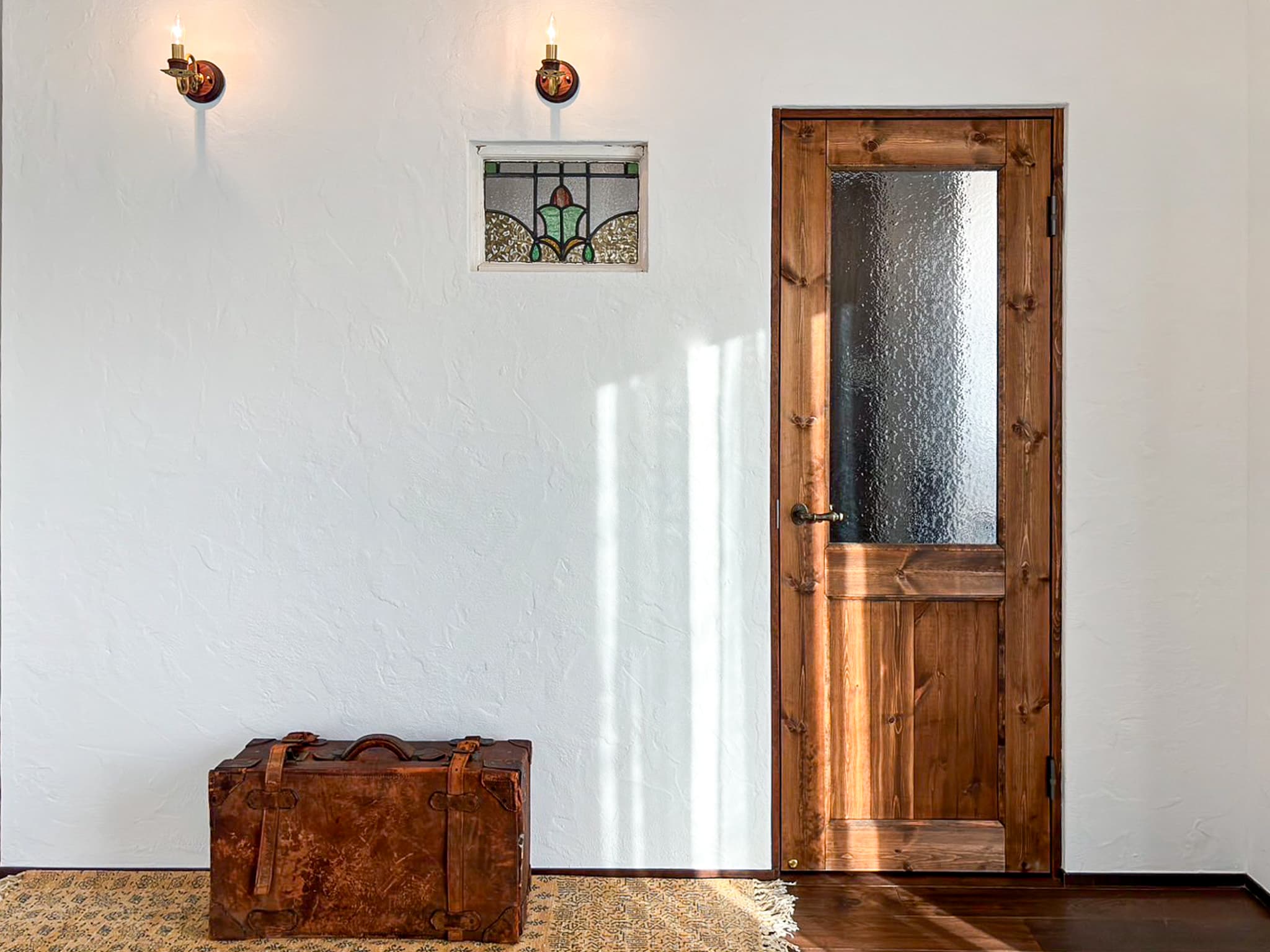 フレンチスタイルの輸入住宅 室内ドア